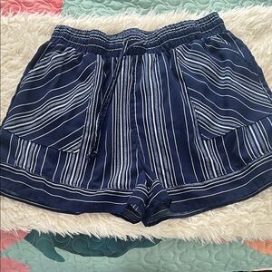 Cute Navy Striped High Waist Women's Shorts